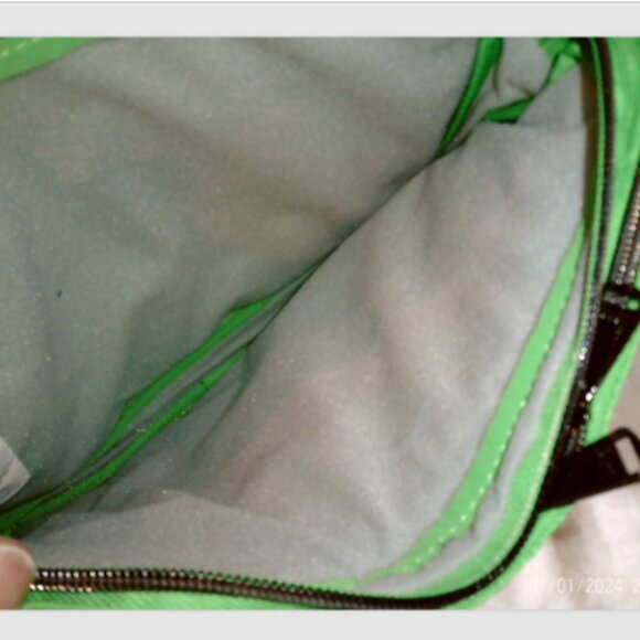 Lug Lime Green Delta Mini 10.4" iPad/Tablet Case - with shoulder strap - Picture 3 of 5